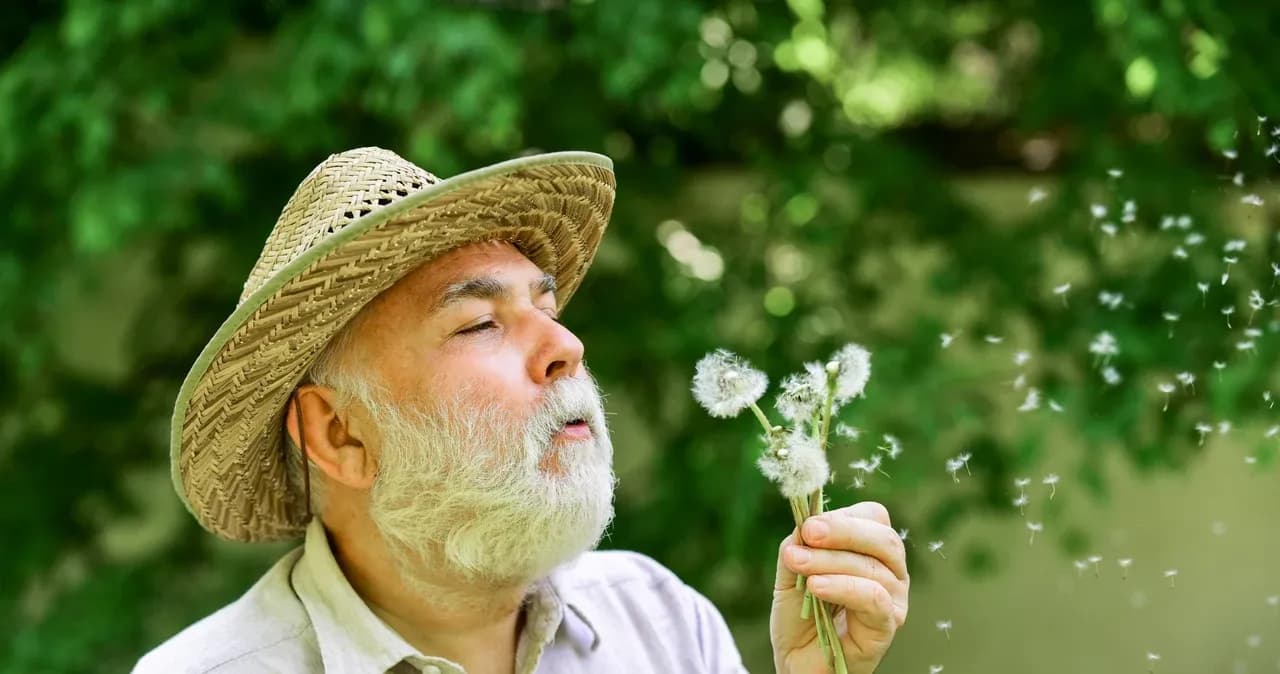 Co oznacza gdy śni ci się zmarły dziadek jako żywy - znaczenie duchowe snu
